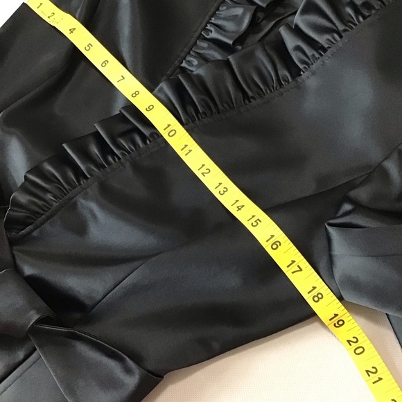 Chic Black Ruffled Blazer - Picture 11 of 11